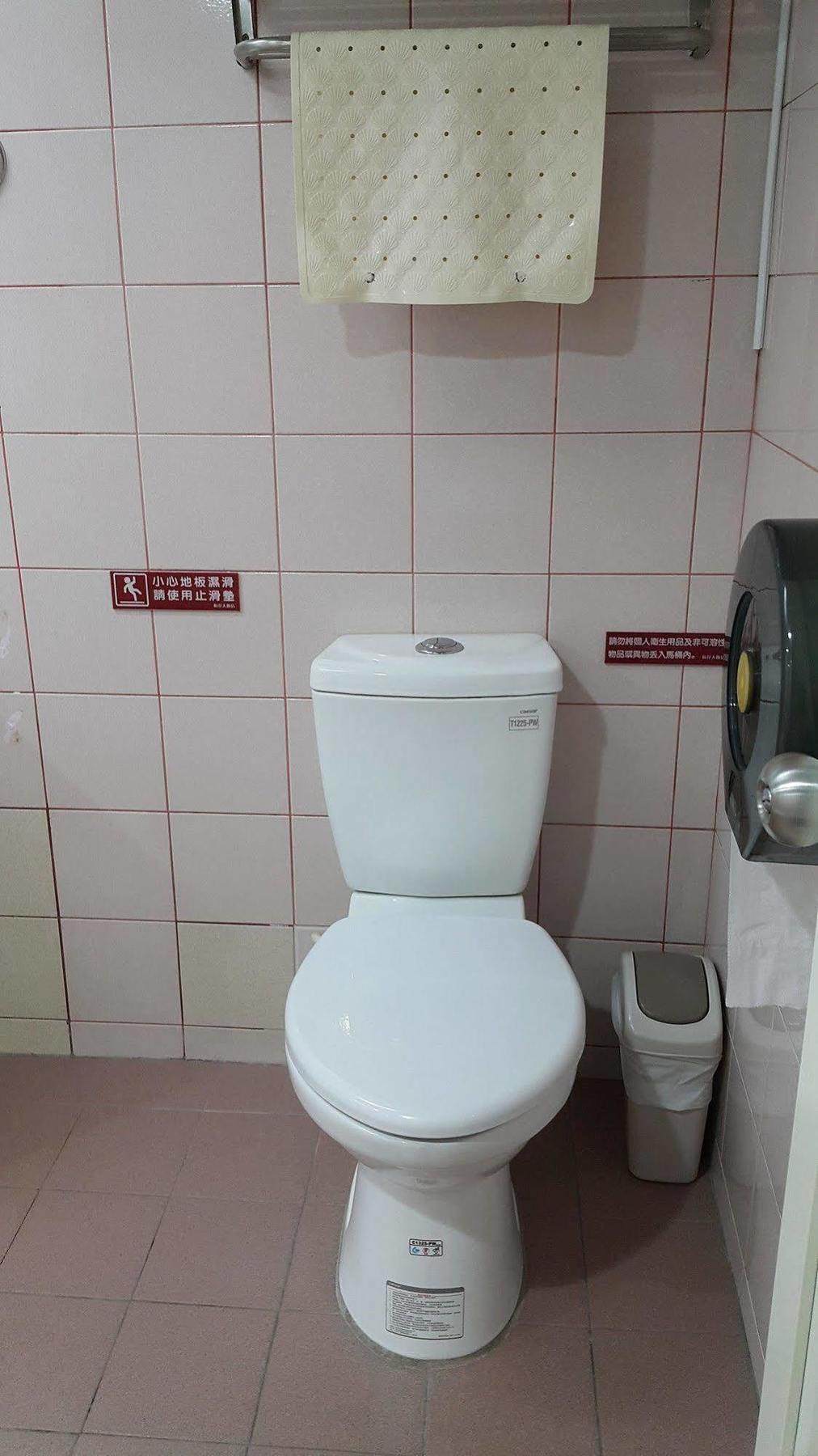 메이 화 호텔 카오슝 외부 사진